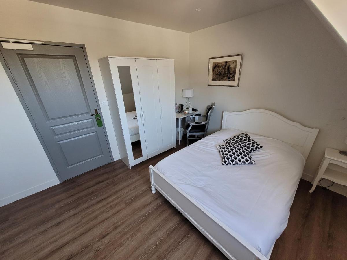 Hotel La Grande Bruyere à Touffréville Extérieur photo