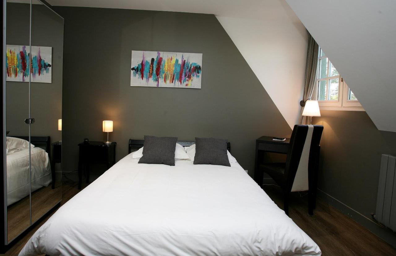 Hotel La Grande Bruyere à Touffréville Extérieur photo