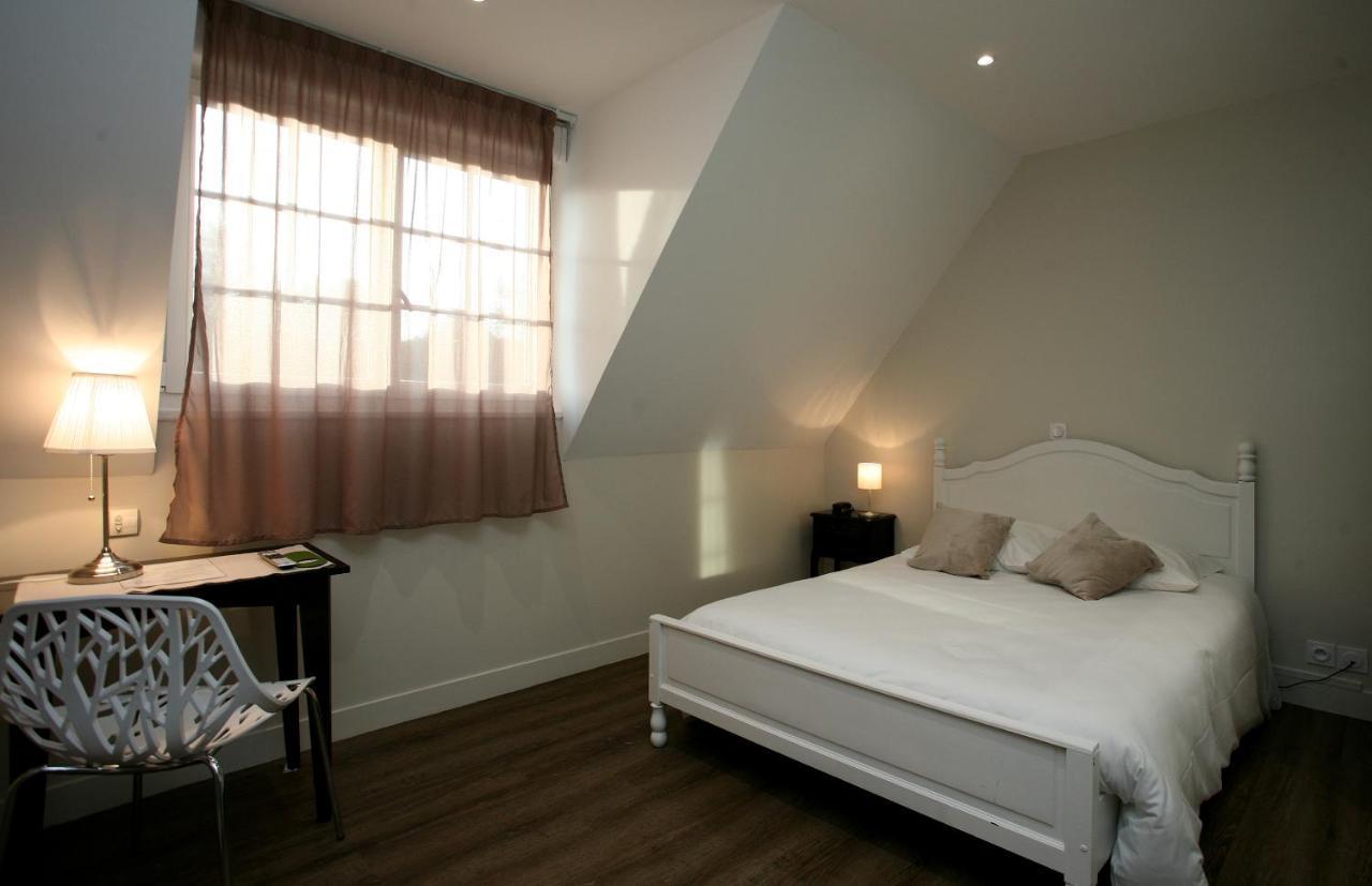 Hotel La Grande Bruyere à Touffréville Extérieur photo